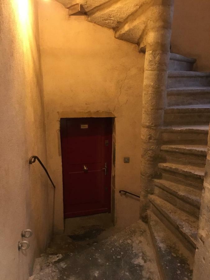 Studio au cœur de lyon Apartamento Exterior foto